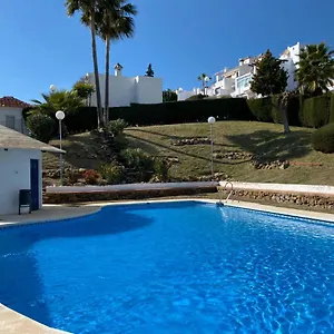 https://beautiful-townhouse.es-andalucia.com
